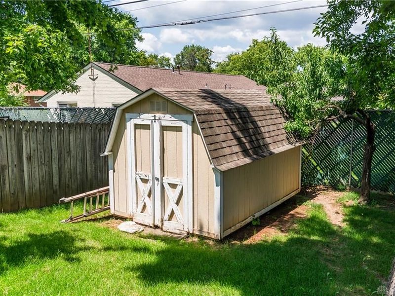 2381 Polo Park Drive, West Carrollton, OH 45439 Photo 32