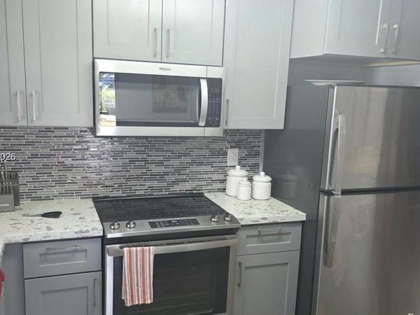 524 Osprey Dr, Unit 10B, Delray Beach, FL 33444