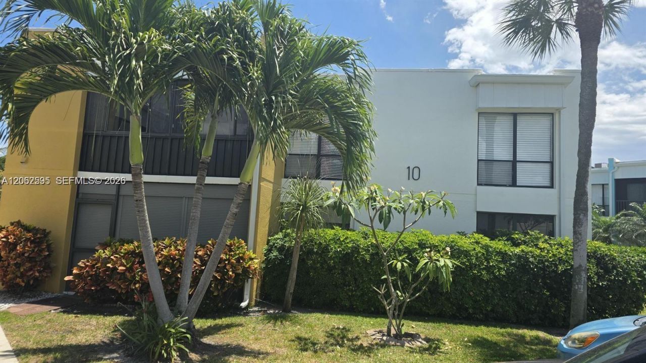 524 Osprey Dr , Unit 10B, Delray Beach, FL 33444 Photo