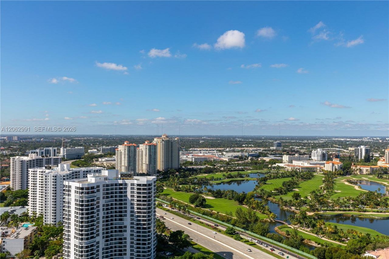 3500 Mystic Pointe Dr , Unit 3702, Aventura, FL 33180 Photo