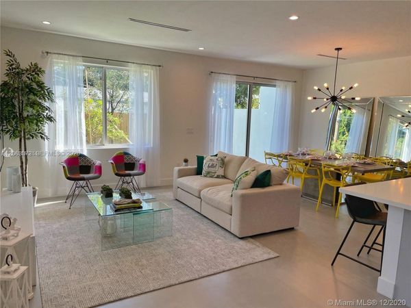 807 SE 14th St , Fort Lauderdale, FL 33316