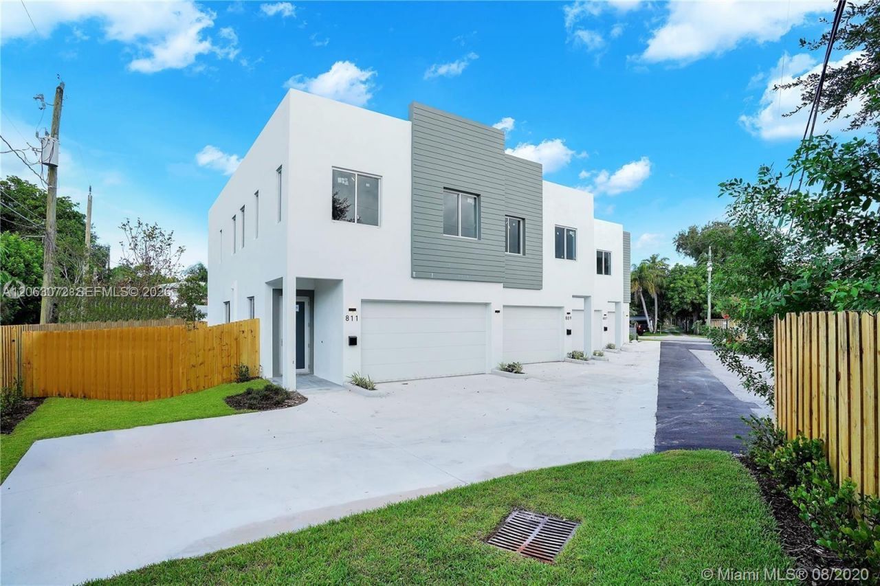 807 SE 14th St, Fort Lauderdale, FL 33316 Photo