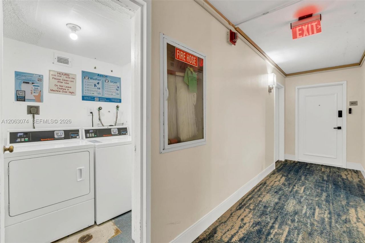 18071 Biscayne Blvd , Unit 901, Aventura, FL 33160 Photo