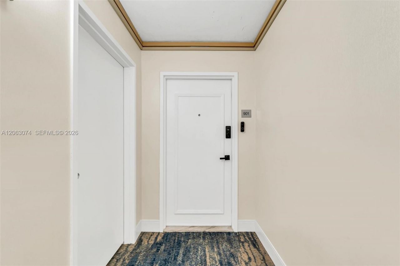 18071 Biscayne Blvd , Unit 901, Aventura, FL 33160 Photo
