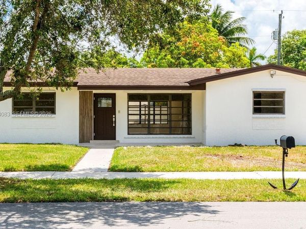 19390 Whispering Pines Rd , Cutler Bay, FL 33157
