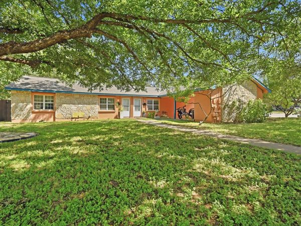 4910 Suburban DR, Austin, TX 78745