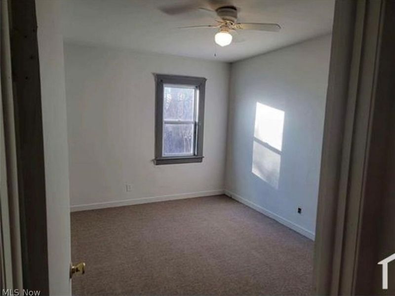 3872 E 57th Street , Cleveland, OH 44105 Photo 8