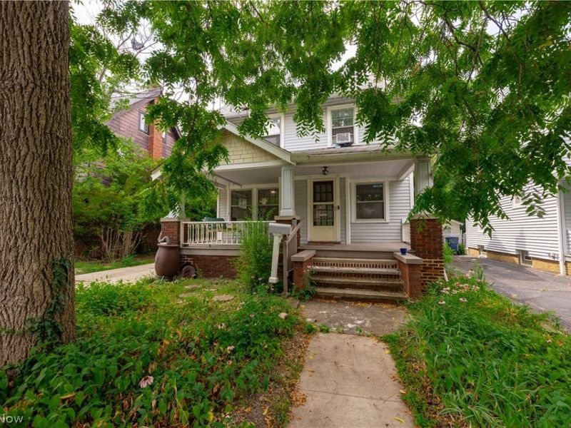2012 Marlindale Road, Cleveland Heights, OH 44118 Photo 2