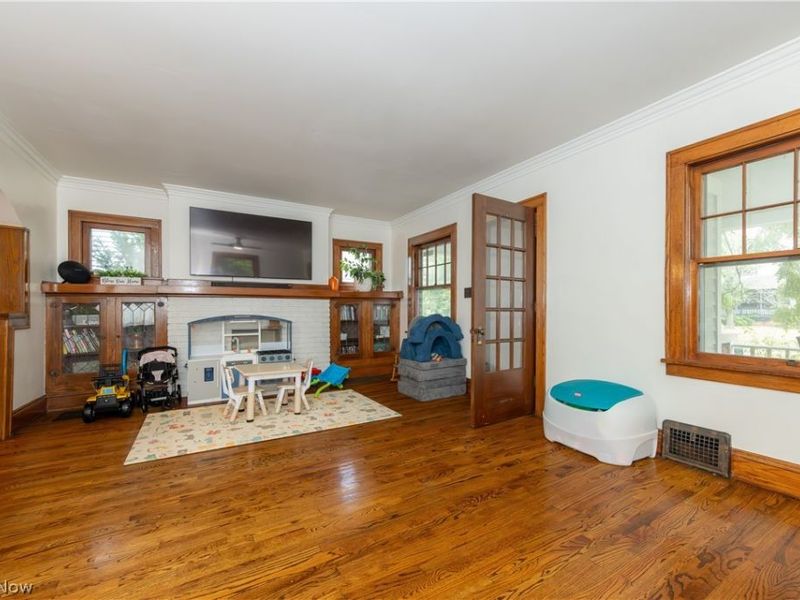 2012 Marlindale Road, Cleveland Heights, OH 44118 Photo 5