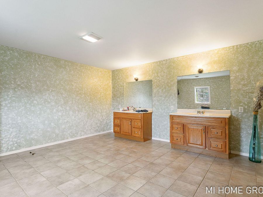 Property Image 70