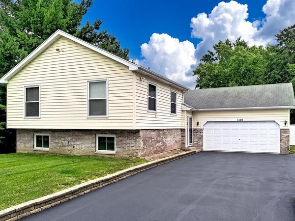 1120 Cherry Street, Lake In The Hills, IL 60156