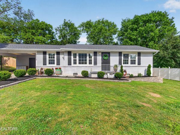 4924 Moreland Heights School Lane, Knoxville, TN 37920