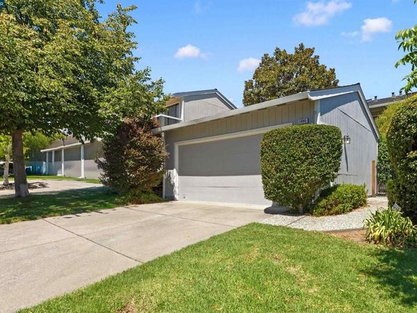 1085 Camino Verde Cir, Walnut Creek, CA 94597