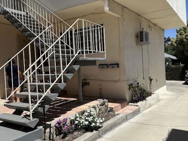714 N Dillon, Los Angeles, CA 90026