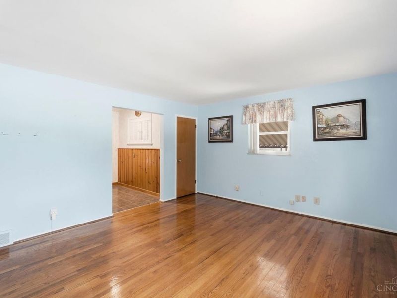2516 Garrison Drive, Colerain Township, OH 45231 Photo 10
