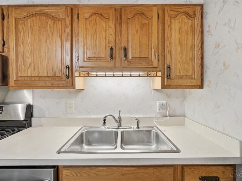 2516 Garrison Drive, Colerain Township, OH 45231 Photo 15