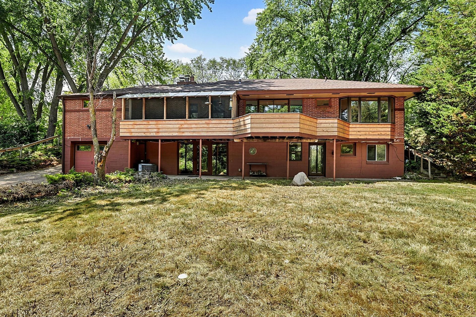 398 Riverside Avenue S, Sartell, MN 56377 Main Photo