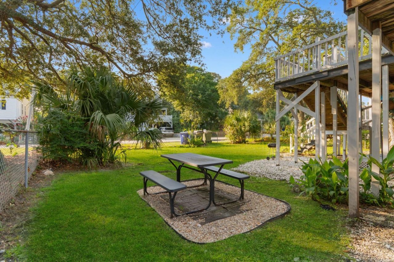 114 Pinewood Dr. N  Photo 39