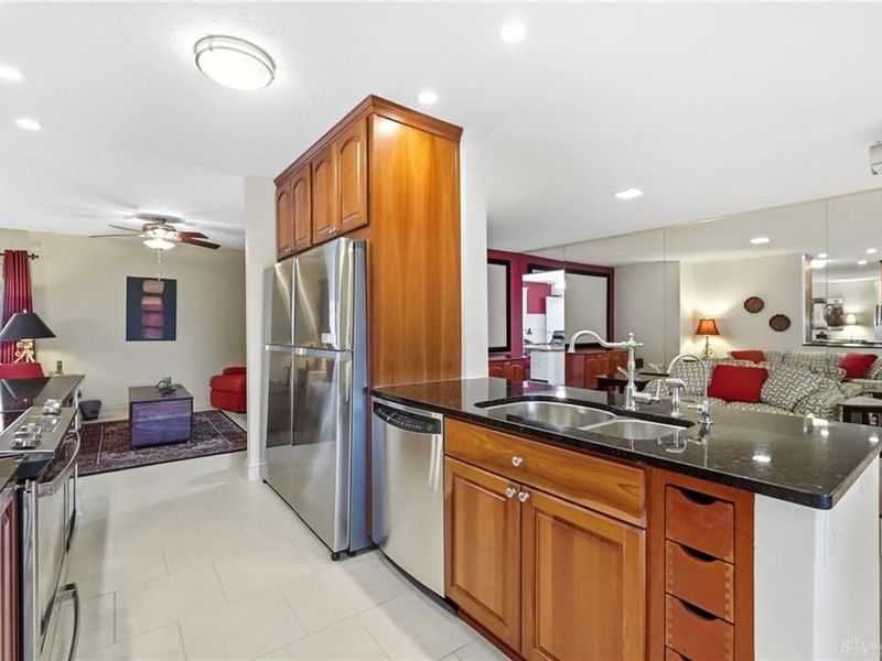 1080 Heathshire Drive, Centerville, OH 45459 Photo 14