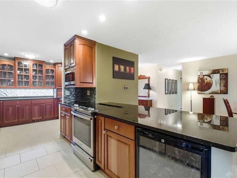 1080 Heathshire Drive, Centerville, OH 45459 Photo 17