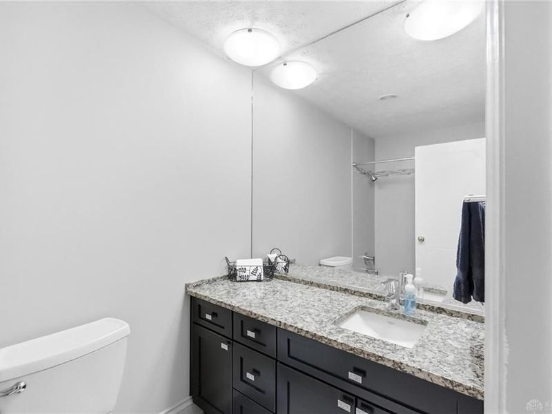 1080 Heathshire Drive, Centerville, OH 45459 Photo 38