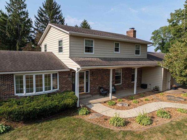 1020 W BLODGETT STREET, Marshfield, WI 54449