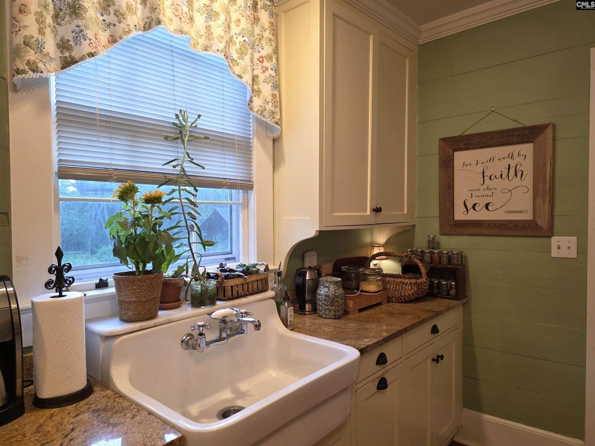 5209 Columbia Road Photo 25