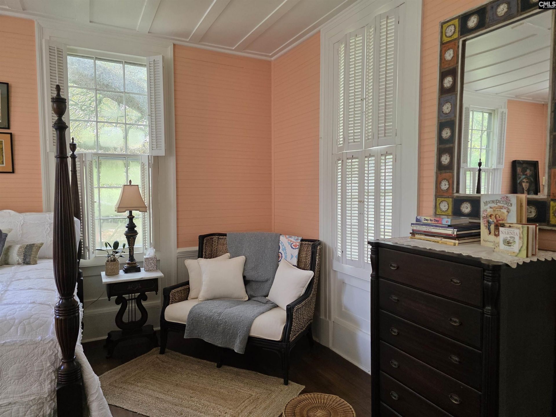 5209 Columbia Road Photo 30