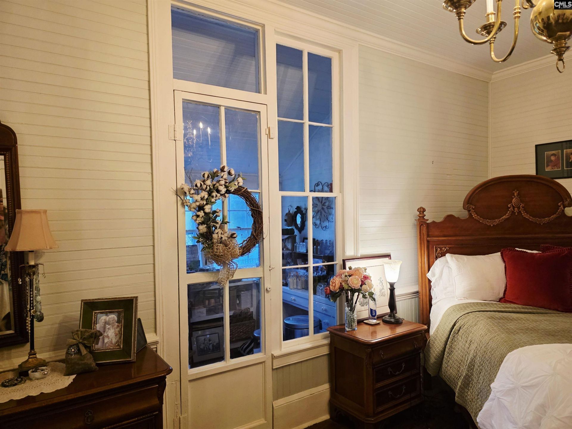 5209 Columbia Road Photo 35