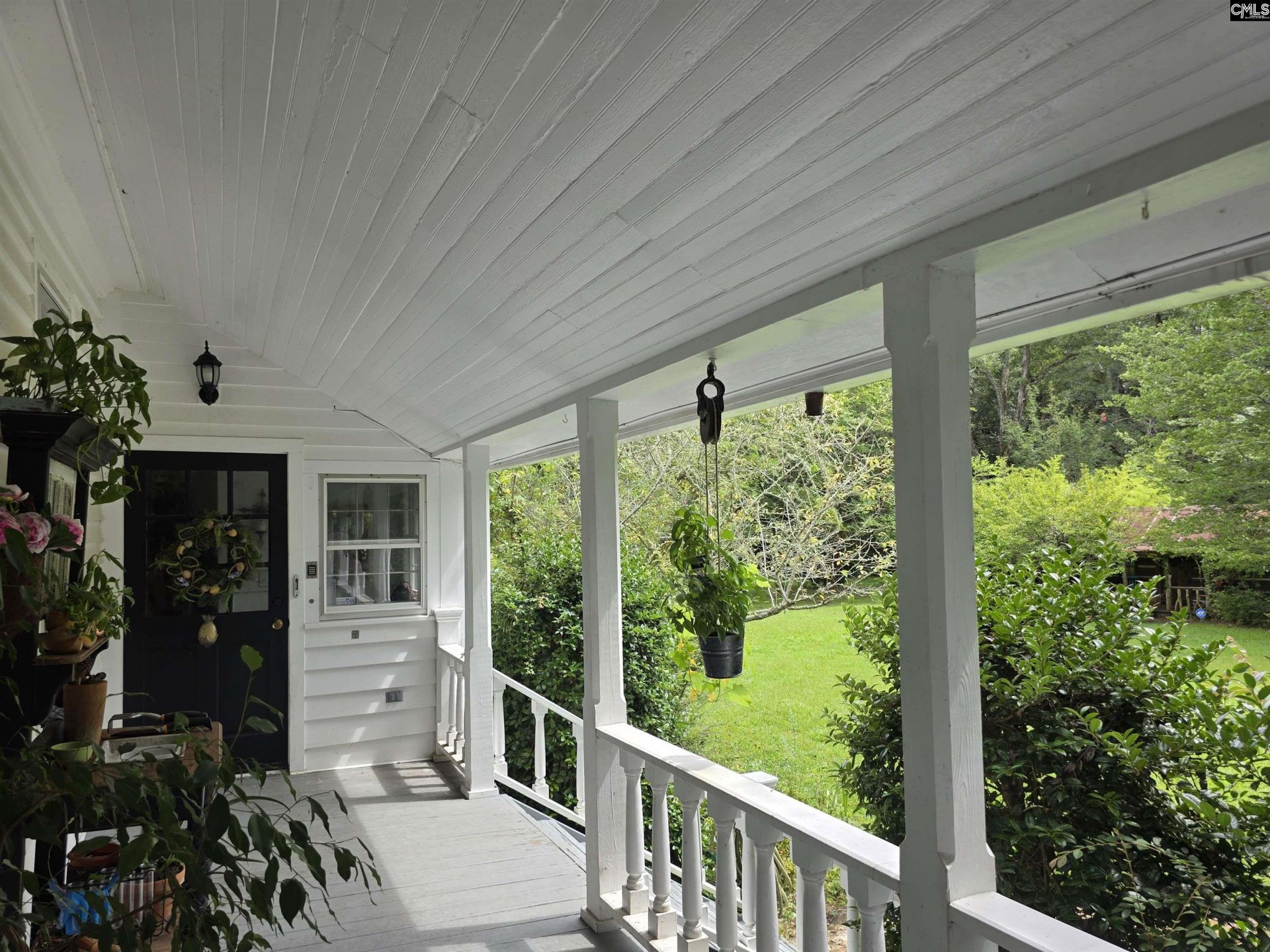 5209 Columbia Road Photo 43
