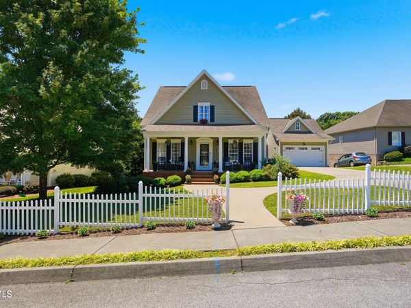 2120 Saint Erics Court, Kingsport, TN 37660