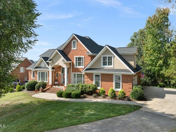 161 Golf Ridge Drive, Kingsport, TN 37664
