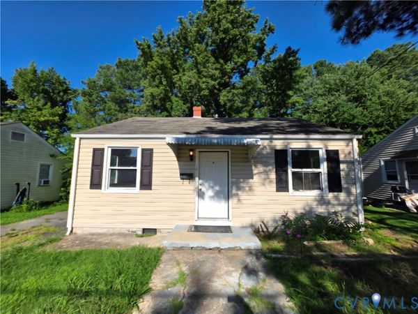 1910 Wakefield Avenue , Colonial Heights, VA 23834
