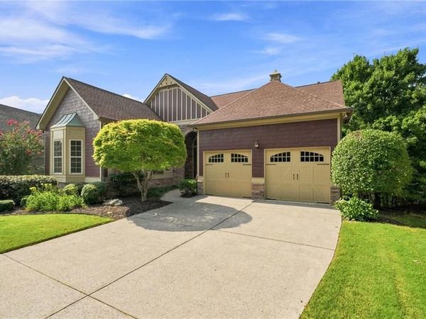 312 Twin Peaks Loop, Canton, GA 30114