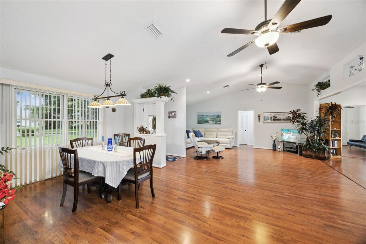 480 Lake Forest Circle, Mount Dora, FL 32757 Photo
