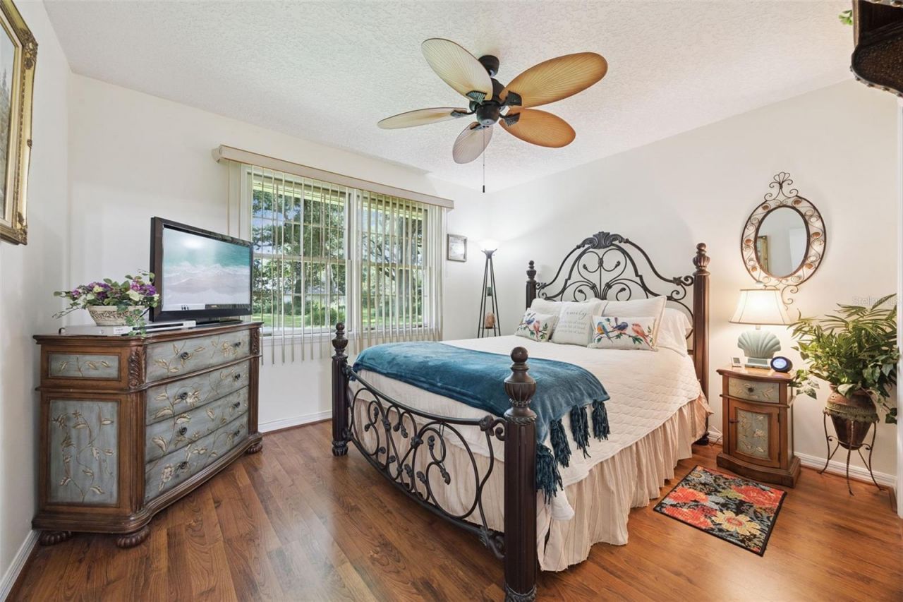 480 Lake Forest Circle, Mount Dora, FL 32757 Photo
