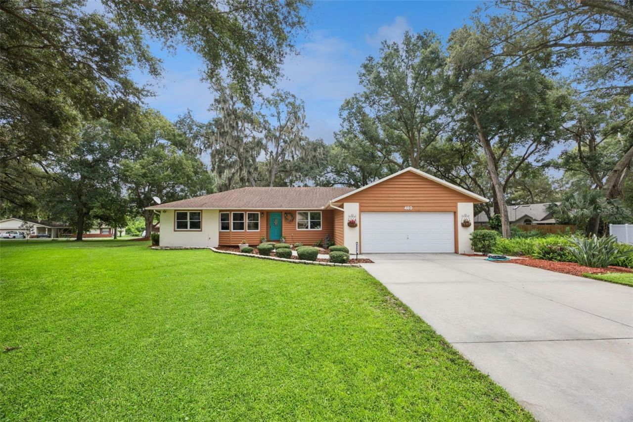 480 Lake Forest Circle, Mount Dora, FL 32757 Photo