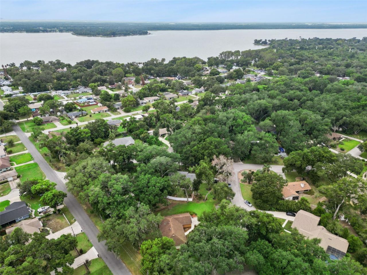 480 Lake Forest Circle, Mount Dora, FL 32757 Photo