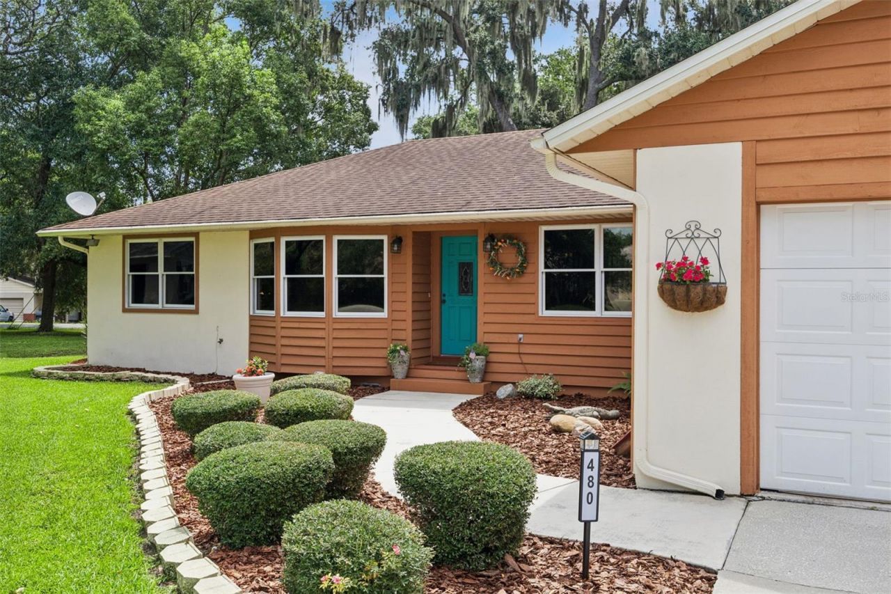 480 Lake Forest Circle, Mount Dora, FL 32757 Photo
