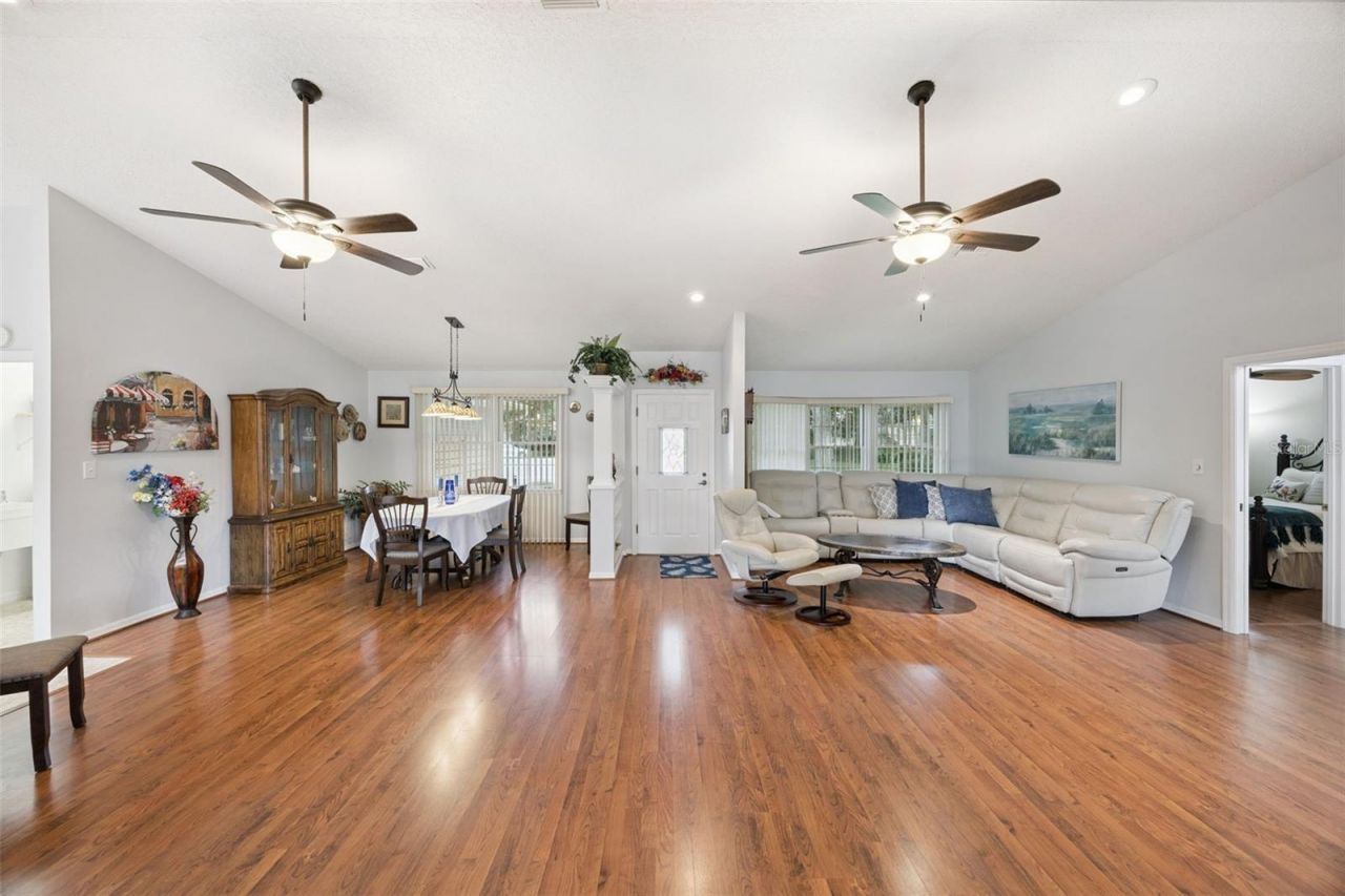 480 Lake Forest Circle, Mount Dora, FL 32757 Photo
