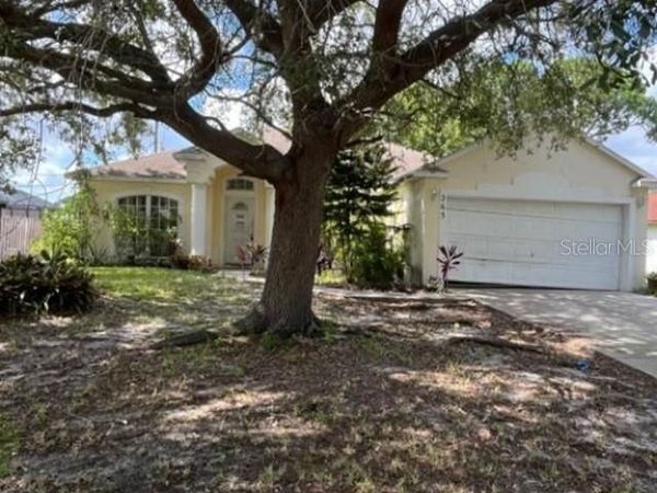 265 SE TWIG AVENUE , PORT ST LUCIE, FL 34983