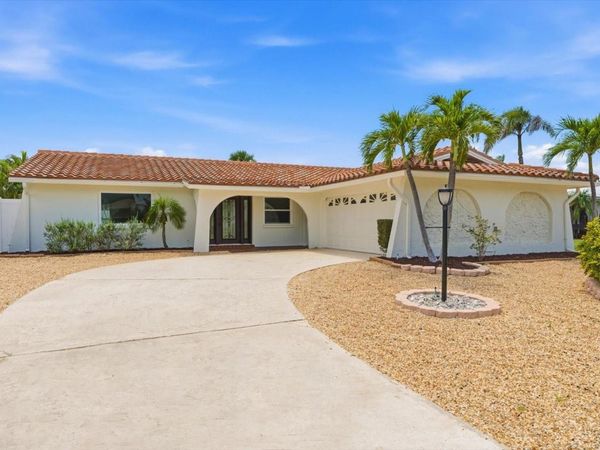 230 N TESSIER DRIVE , ST PETE BEACH, FL 33706