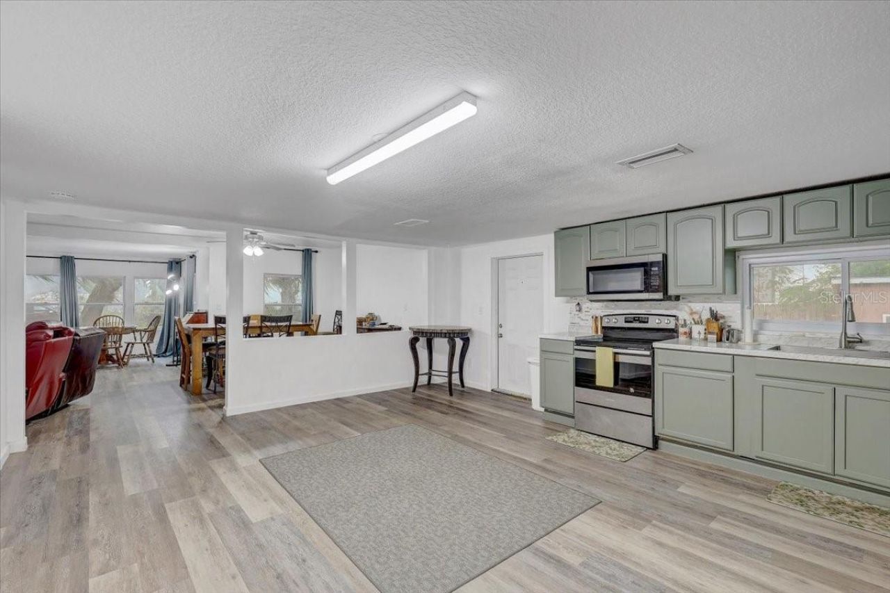 2557 K Ville Avenue, Auburndale, FL 33823 Photo