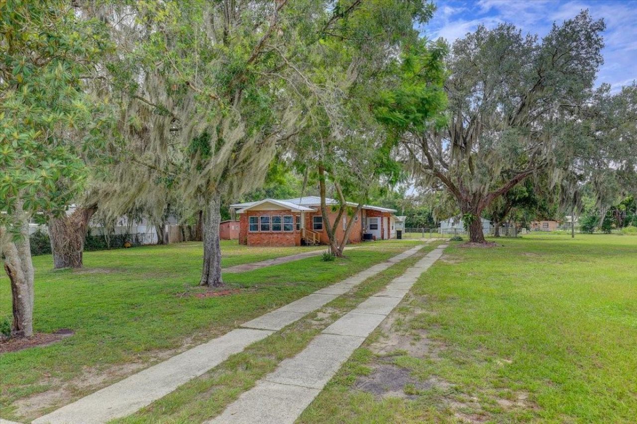 2557 K Ville Avenue, Auburndale, FL 33823 Photo