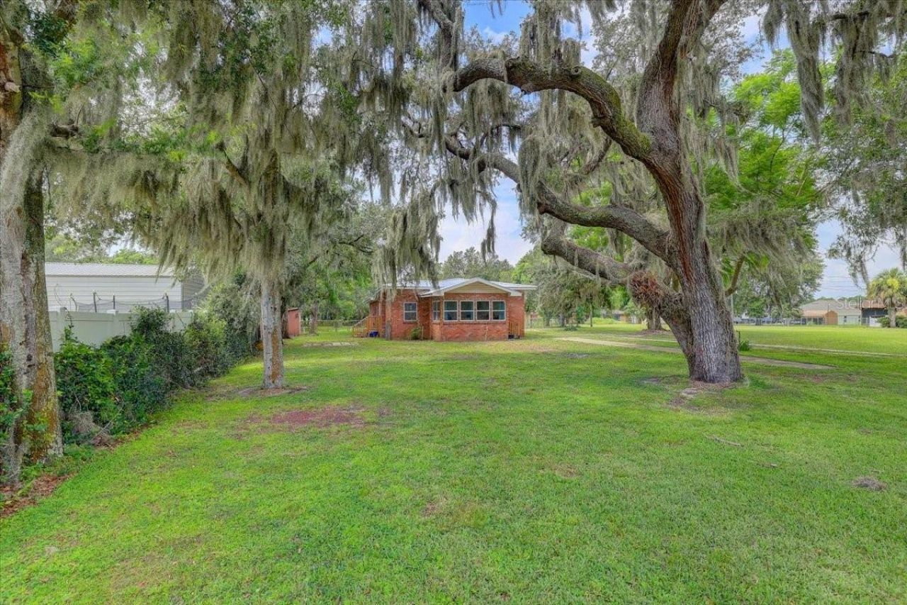 2557 K Ville Avenue, Auburndale, FL 33823 Photo