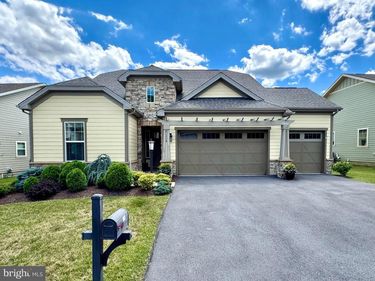 114 TURNSTONE LANE , LAKE FREDERICK, VA 22630
