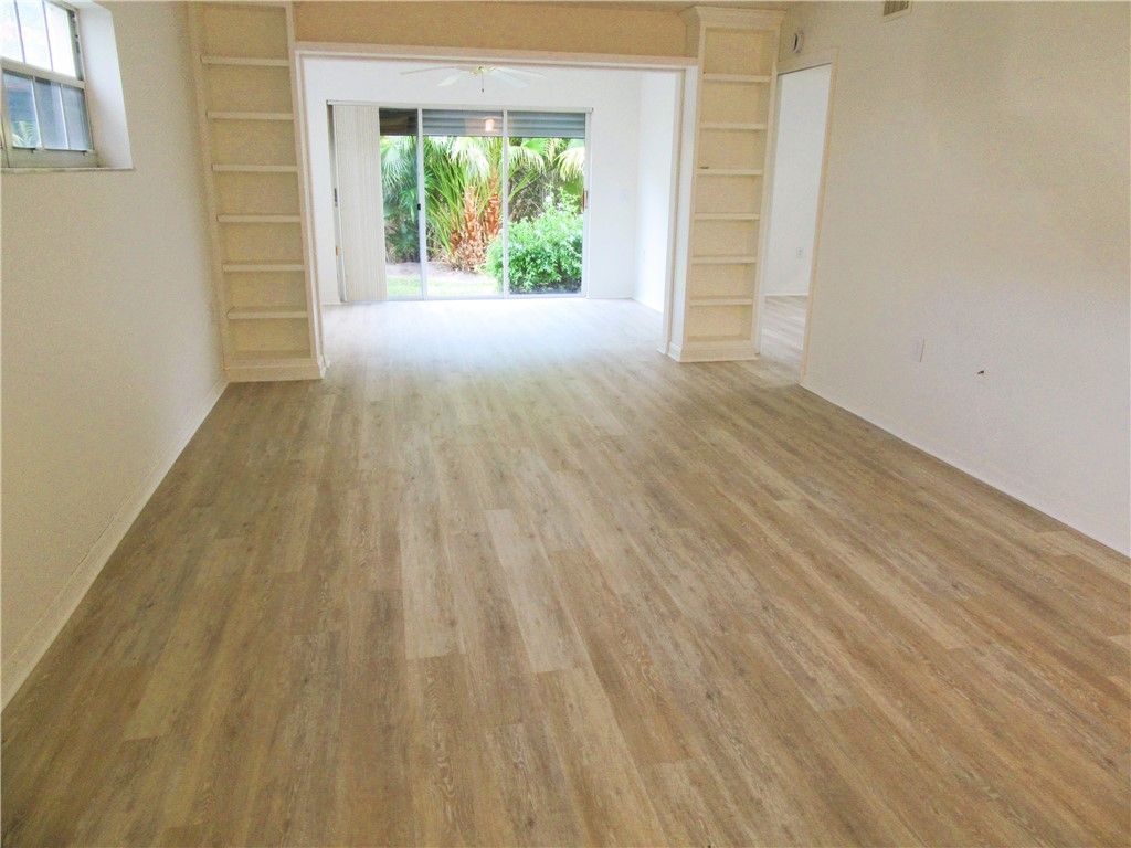 720 Lake Orchid Circle, Unit 108, Vero Beach, FL 32962 Photo