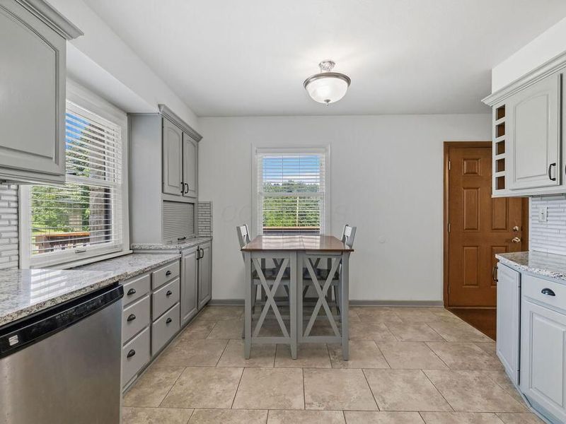 395 N Main Street , Johnstown, OH 43031 Photo 10