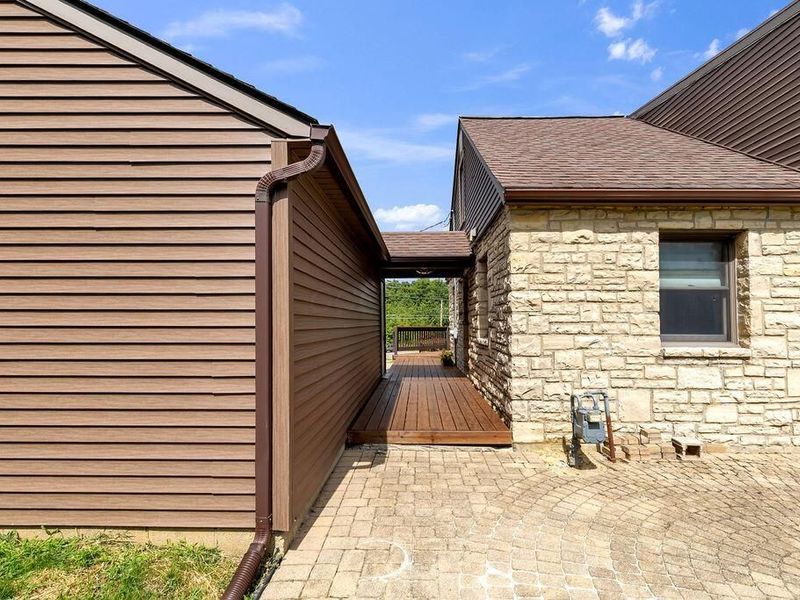 395 N Main Street , Johnstown, OH 43031 Photo 33