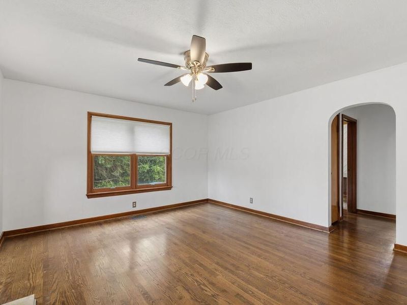 395 N Main Street , Johnstown, OH 43031 Photo 4